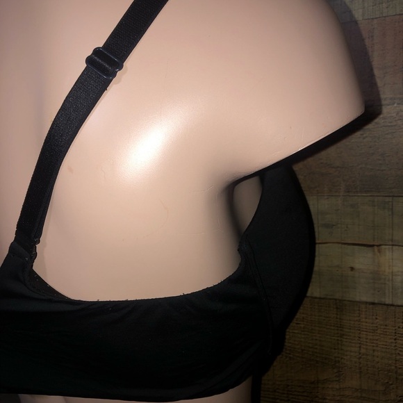 Victoria's Secret bra - Picture 4 of 7